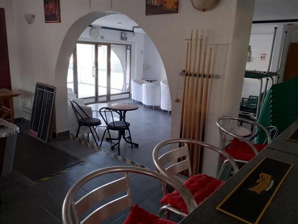 Local en carretera Alicante-Valenc