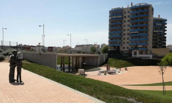 Local en calle Pius Xii