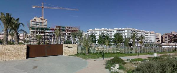 Local en calle Pius Xii