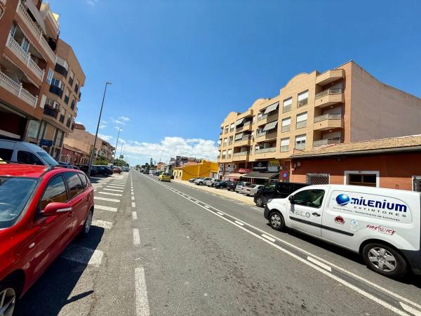 Local en calle de Sant Ramon, 44