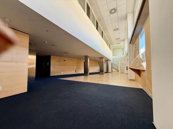 Local en calle de Sant Ramon, 44