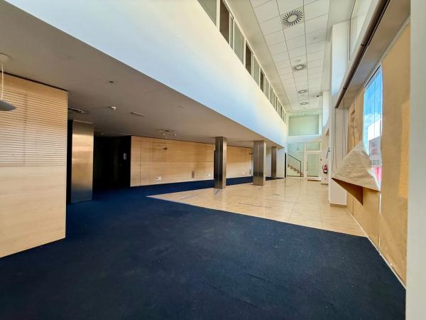 Local en calle de Sant Ramon, 44