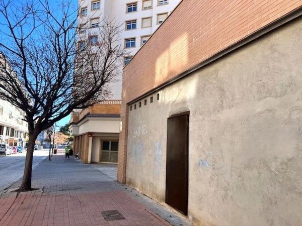 Local en Diseminado Afueras