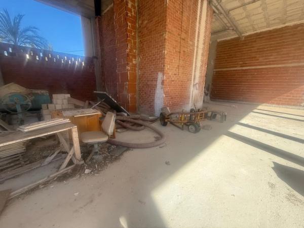 Local en Pueblo Español - Coveta Fumá