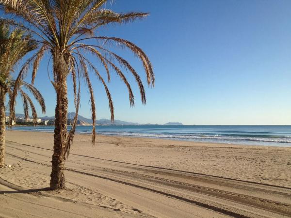 Local en avenida dels Furs