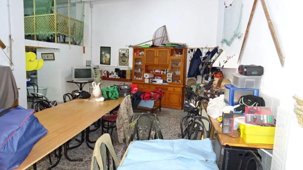 Local en mare de deu dels desamparats