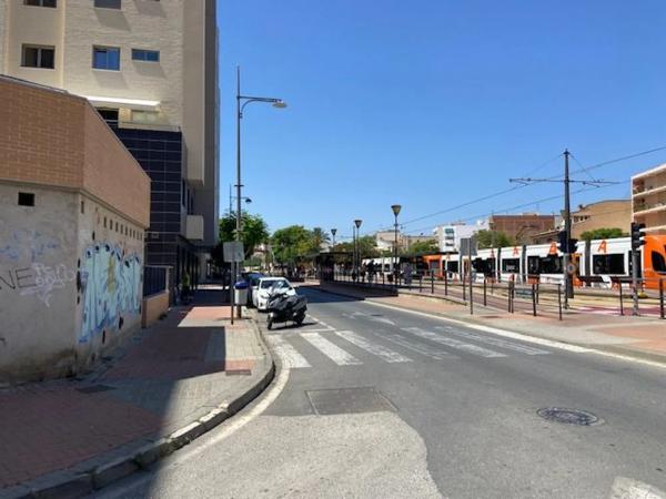 Local en calle de Joan Baptista Baset i Ramos, 7