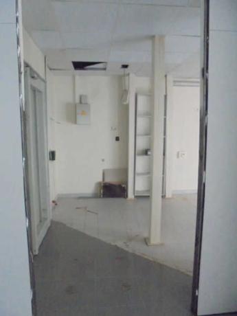 Local en avenida de la Generalitat, 10