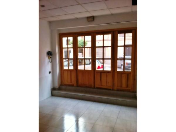 Local en calle de Gabriel Miro