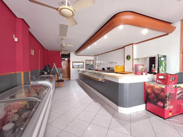 Local o nave en avenida Ausiàs March