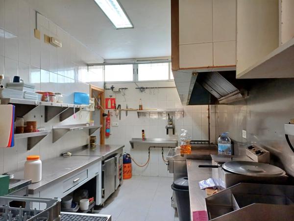 Local o nave en avenida Ausiàs March