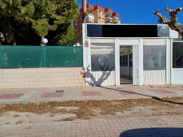 Local en ausias march