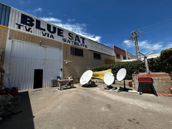 Nave en avenida Pla de Messell, 3