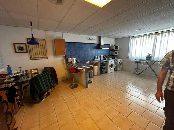 Nave en avenida Pla de Messell, 3