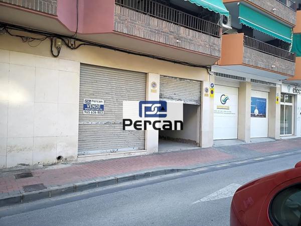 Local en calle 25 d'Abril de 1707