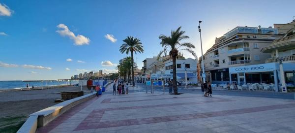 Local en calle del Pla de Sarrió