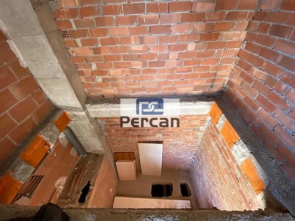 Local en avenida d'Alcoi