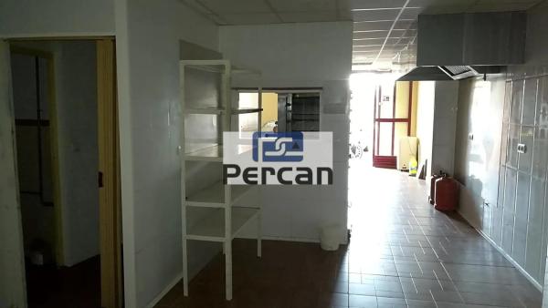 Local en calle de Sant Ramon