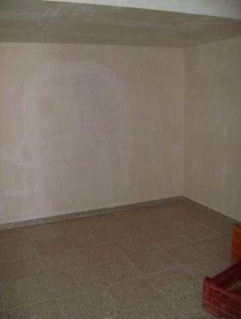 Local en avenida de la Cruz, 25