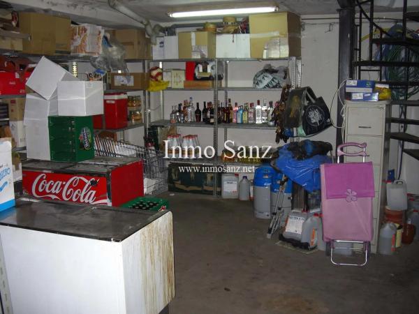 Local en Pueblo Español - Coveta Fumá