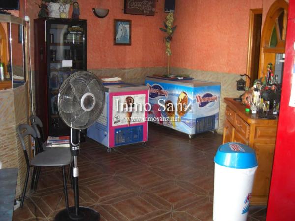 Local en Pueblo Español - Coveta Fumá