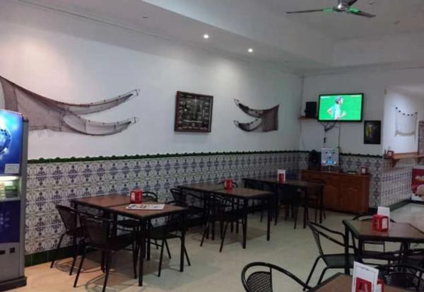 Local en Baeza Santa Maria, 8