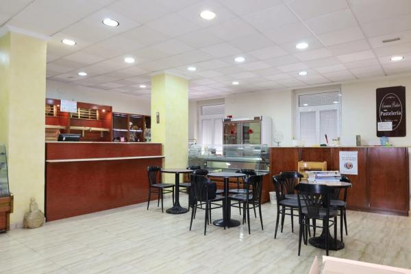 Local en avenida Constitución