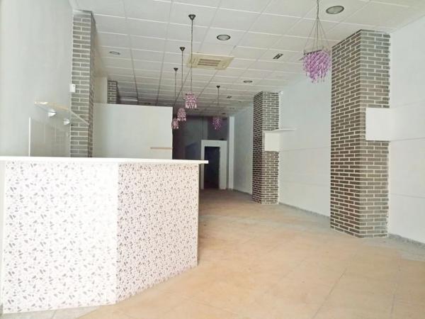 Local en calle Mare de Deu del Remei