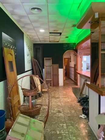 Local en calle Elda s/n