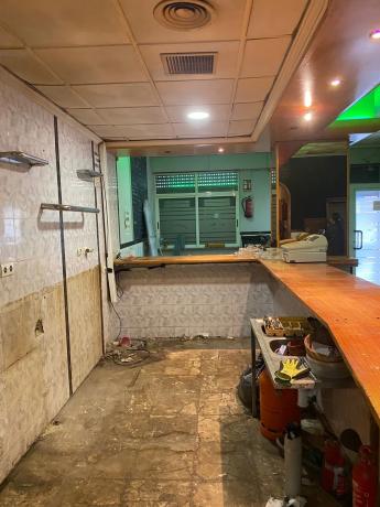 Local en calle Elda s/n