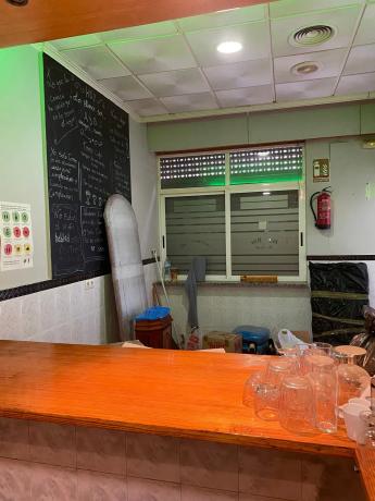 Local en calle Elda s/n