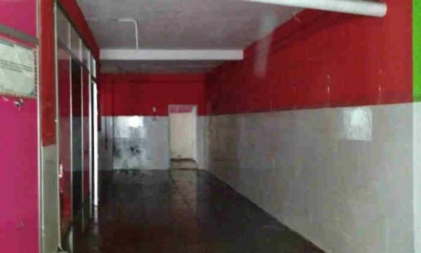 Local o nave en calle Mare de Déu de la Mercè