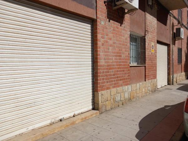 Local en calle Elda, 12
