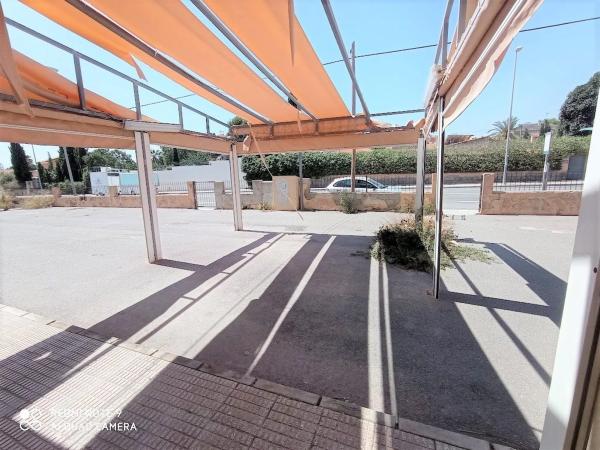 Local en calle de la Frenaquita