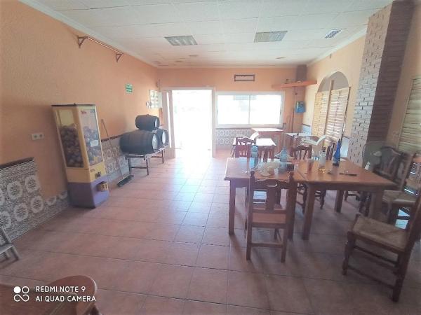 Local en calle de la Frenaquita