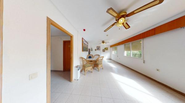 Local en paseo Mayor