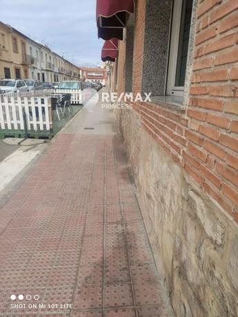 Local en calle Tomas Capelo