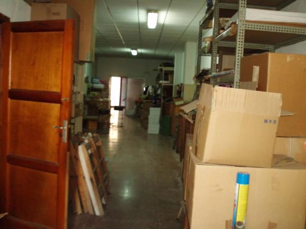 Local en calle Jaume i