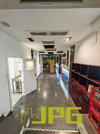 Local en calle Pintor Manuel Baeza, 45