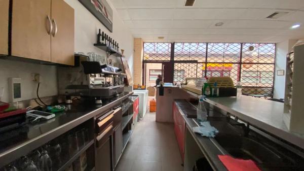 Local en Bellavista - Capiscol - Frank Espinós