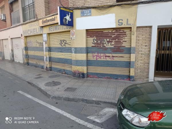 Local en calle Mosén Pedro Mena