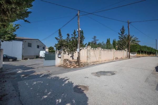 Nave en calle l'Avutarda