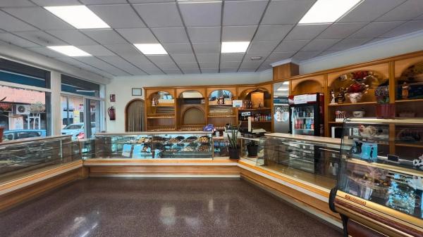 Local en Alcalde Felipe Mallol