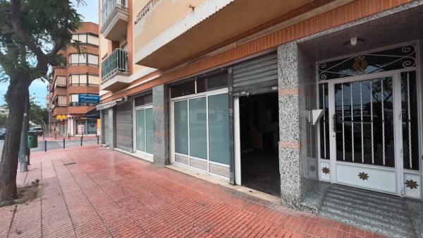 Local en Alcalde Felipe Mallol