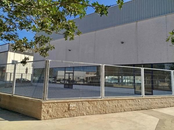 Nave en carretera Agost, 99