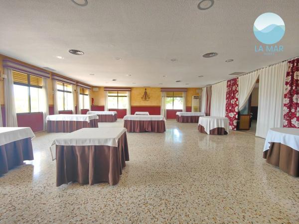 Local en avenida Ancha de Castelar