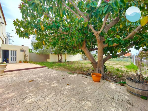 Local en avenida Ancha de Castelar