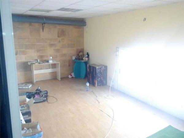 Nave en calle Azorín