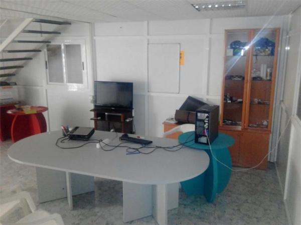 Nave en calle Azorín