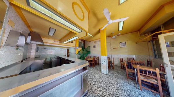 Local en calle Torres Quevedo s/n